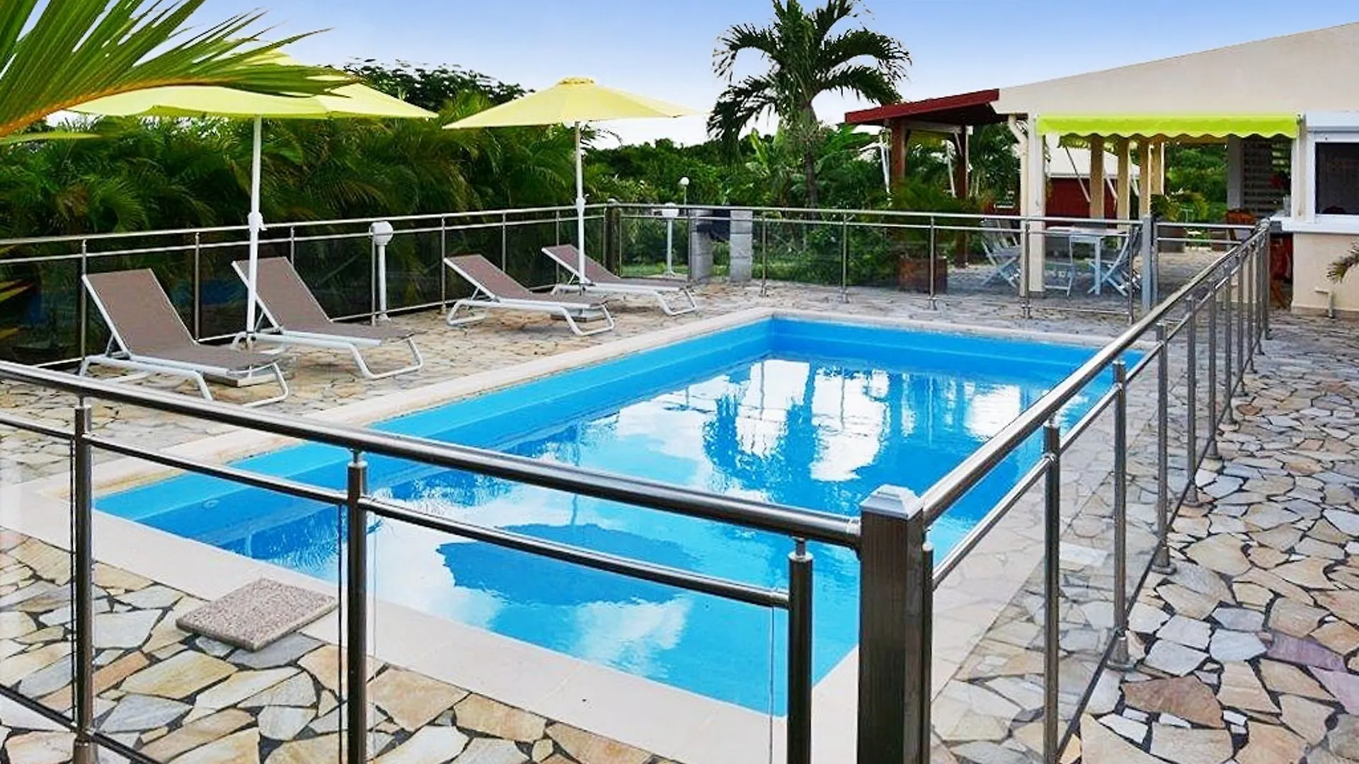 Apartment Sunny, 4-Bedroom House In Saint Francois With A Swimming Pool And Terr Guadeloupe