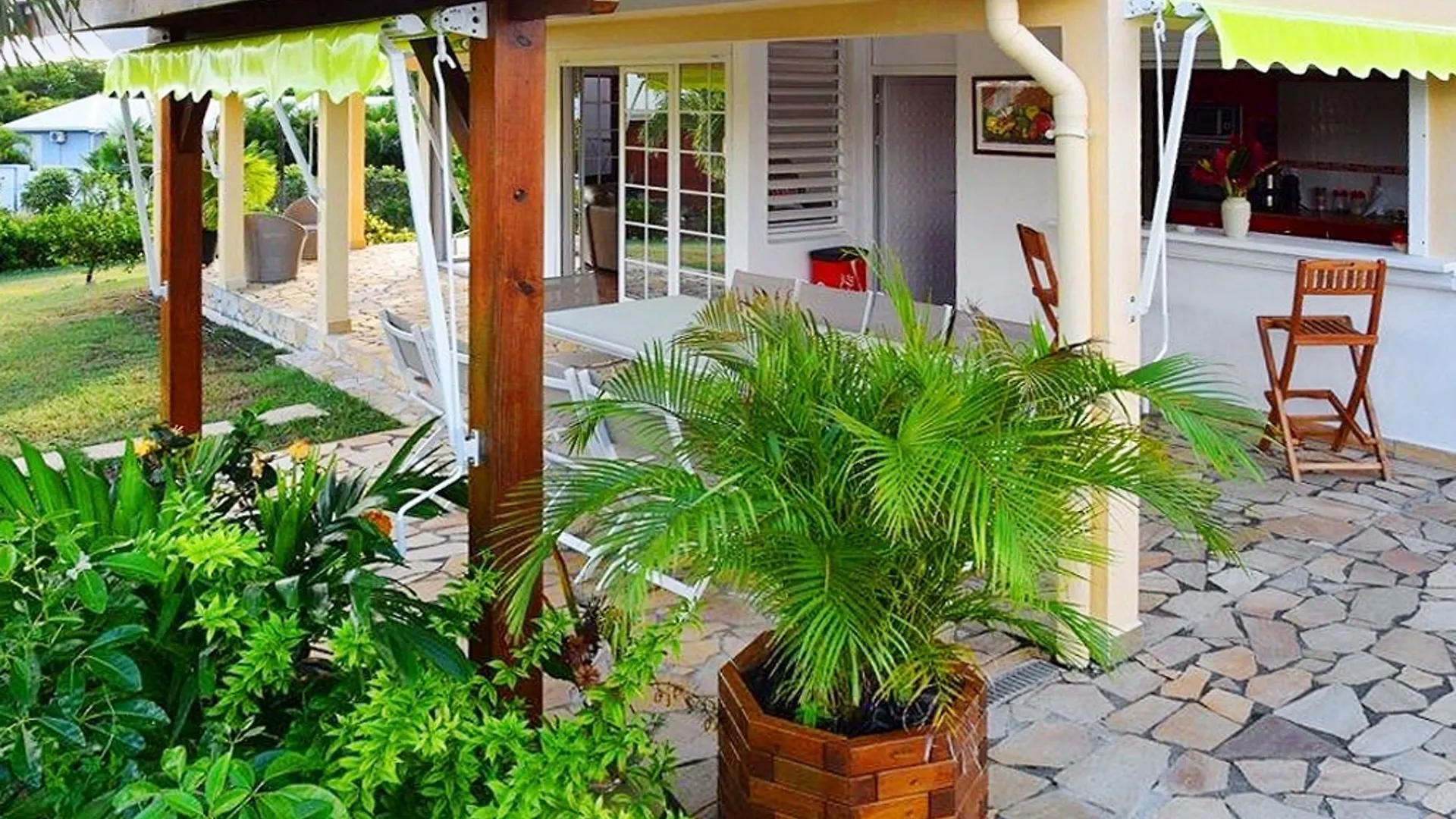 Sunny, 4-Bedroom House In Saint Francois With A Swimming Pool And Terr Saint-Francois (Grande-Terre)
